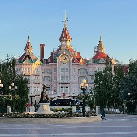 Apartment 6 Pers Val D'europe - Disneyland Paris - Captain America