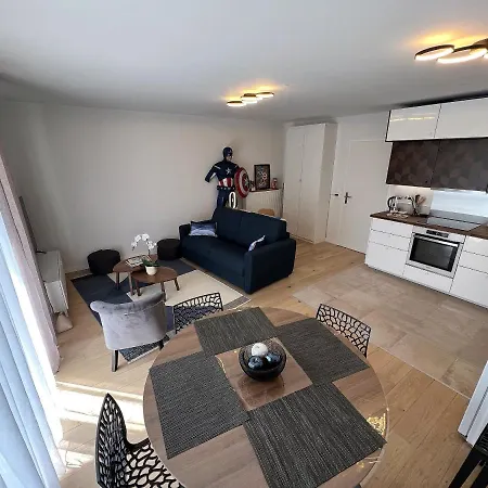 Apartment 6 Pers Val D'europe - Disneyland Paris - Captain America *