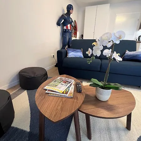 6 Pers Val D'europe - Disneyland Paris - Captain America * Chessy (Seine-et-Marne)